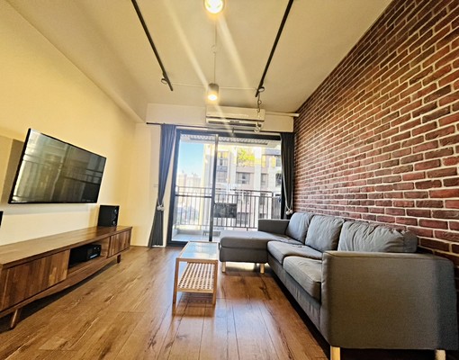 近藝文特區★G10捷運宅景觀三房車 - Image 1