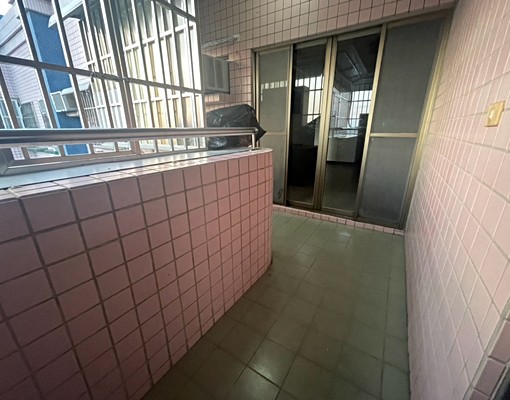 台積電海科大捷運R21陽台進出遠境雄觀4房景觀樓 - Image 4