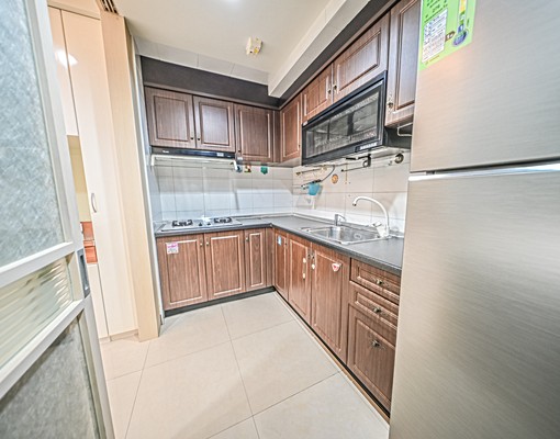 龍華國小四房車位|輕軌站旁|凹仔底旁 - Image 4