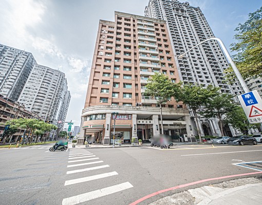 龍華國小四房車位|輕軌站旁|凹仔底旁 - Image 15