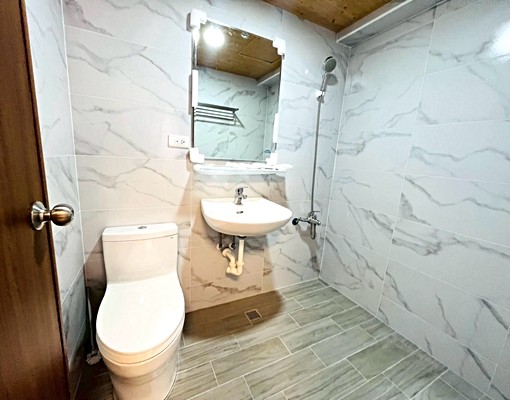 [全新衛浴設備]大同路三房二廳二衛！免整理便宜出租！ - Image 4