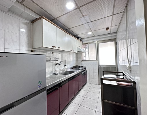 家庭首選👑逢甲櫻花商圈🔥三房B1車位！可寵可租補可入戶籍 - Image 4