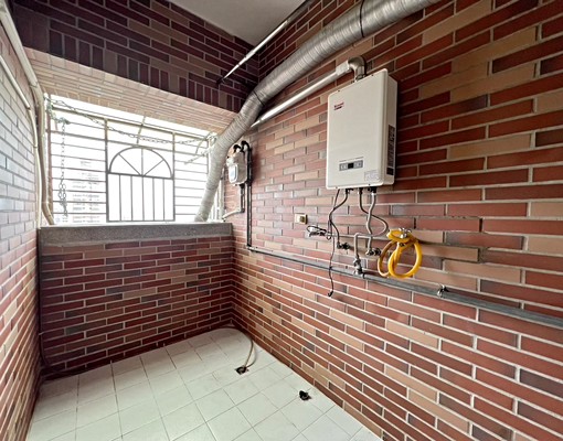 可租補可戶籍近安和國小珍愛金城電梯3房 - Image 2