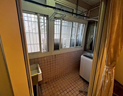 [小鈞租屋優選好房]獨立陽台套房/生活機能好/桃園火車站近 - Image 5