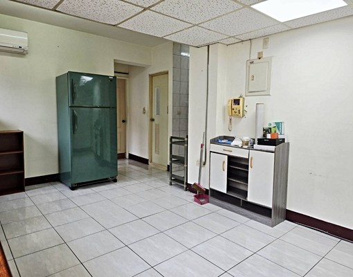 可租補入戶籍｜西區美術館、向上國中、審計新村旁｜電梯小資兩房 - Image 4