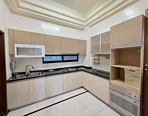 近市府及家樂福🍰4套房1雅房電梯透天出租🍰可安神位可租補 - Image 2