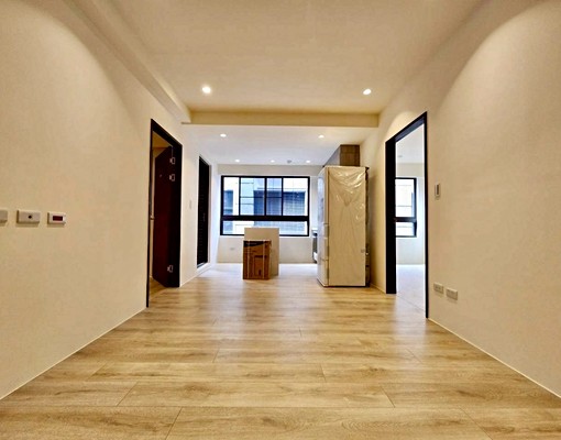 屏東帝寶高級平面車位2房華廈出租 - Image 4