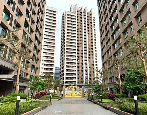 建八路坡道平面車位|近彩色遠東ABC可停休旅車,跑 - Image 6