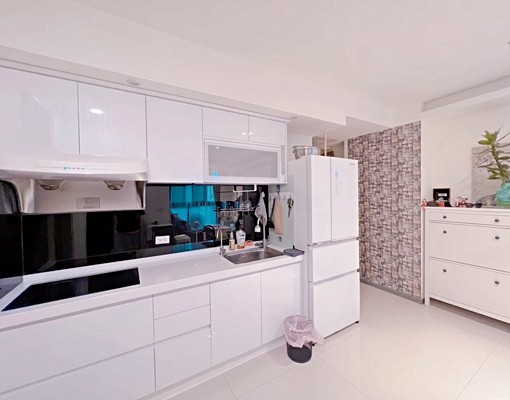 冠東城附傢俱2房·車位可另外承租 - Image 2