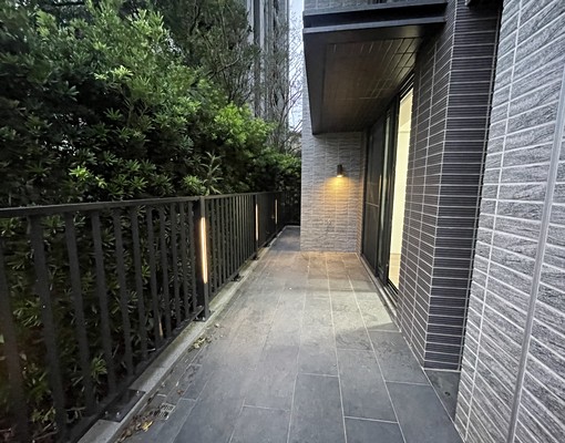 菁選*A18桃大然稀有一樓露台3+1房車 - Image 3