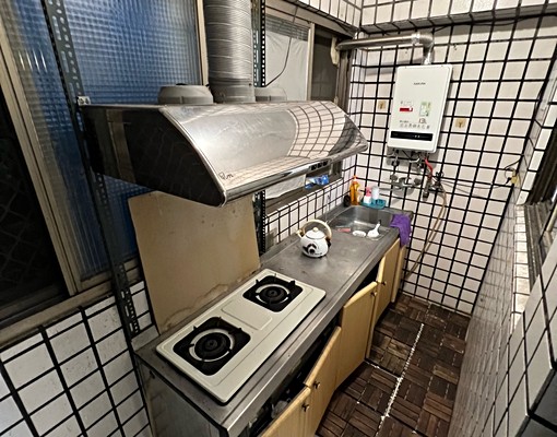 總管家~塗城正三房.中低樓層.通風採光佳.可租補~ - Image 8