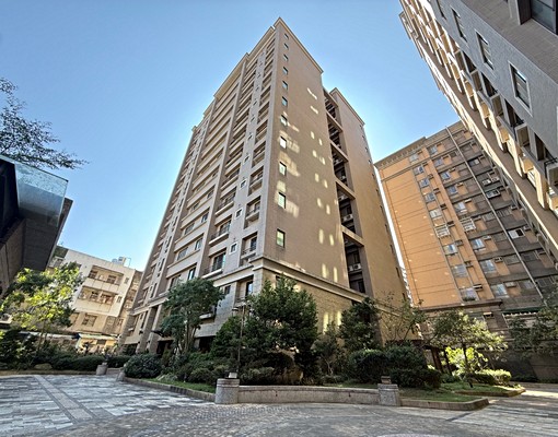 可租補.免仲**僑愛學區三房車~室內大空間 - Image 13