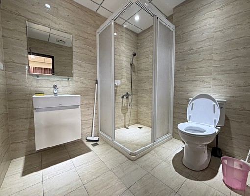 包租婆依依❤️一層兩戶/限女性/可補助 - Image 5