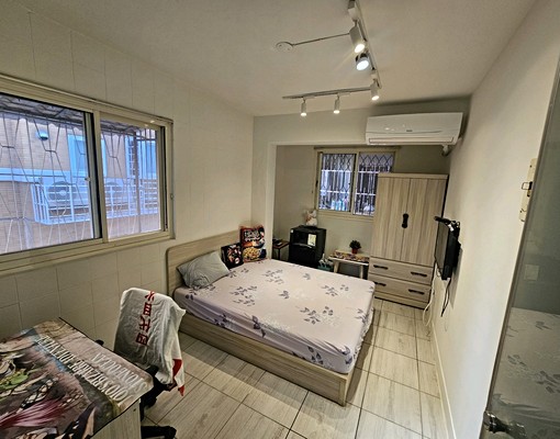 近中國醫健行國小全新裝潢雙人床獨洗曬套房可租補 - Image 10