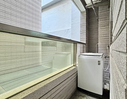 嶺東科大精科園區首選🌟可租補🌟陽台獨洗曬🌟室內機車位 - Image 12