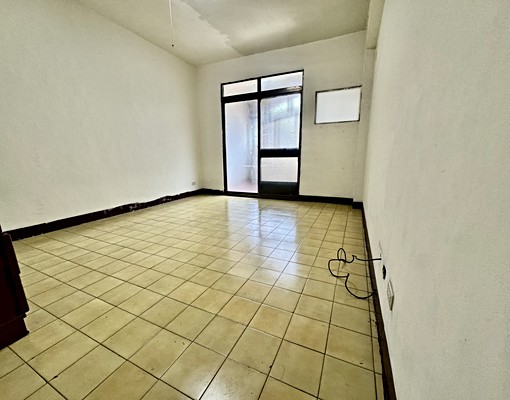 {租}科工館車站&輕軌站超亮三房大空間三樓公寓 - Image 7