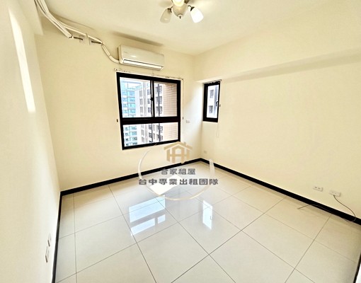 🥇烏日林新🔥大3房附電器平車❤️‍🉑3租補🉑入籍 - Image 10