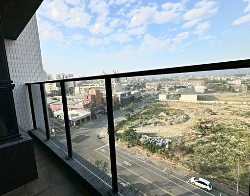 🏆🏠【仁德皇龍天澍｜家樂福商圈高樓景觀三房｜可租補】🔥 - Image 9