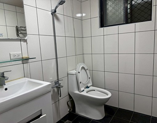 有陽台套房．近麥當勞 - Image 4