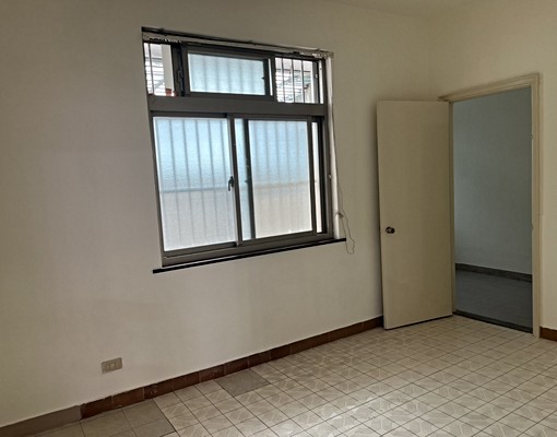 新店區公所捷運站步行3分鐘一樓3+1房(可申請租金補貼) - Image 6