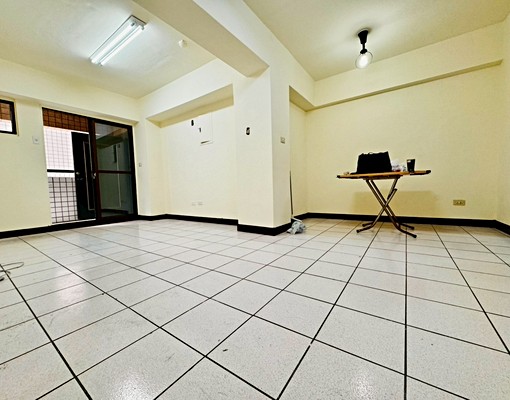 卡比秒殺💞可租補超大三房超便宜絕對秒殺租金💞下樓都是機能 - Image 2