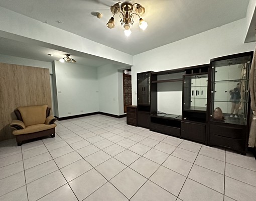 嘉暘/免仲/可補助/中壢晉元路電梯3+1房車 - Image 2