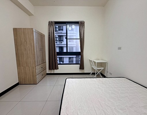 三房兩廳兩衛/家俱家電齊全/鄰近台積電/全聯、寶雅隔壁 - Image 4