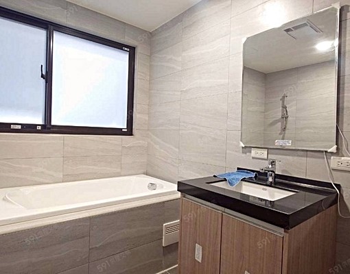 電梯透天，神明廳可談。可租補報稅入籍，超大空間寵物可談 - Image 8