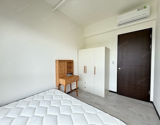 全室木地板，租補入籍報稅皆可談，質感3房採光超好。近高鐵 - Image 6