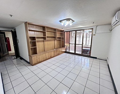 社宅可租補✨近樹林✨溪州國小✨機能優✨更換變頻冷氣✨車位可租 - Image 1