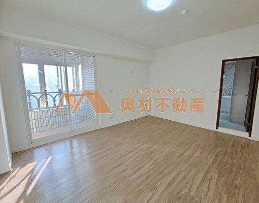 後山埤站絕美邊間●全新裝修採光佳●方正大空間生活機能佳 - Image 4