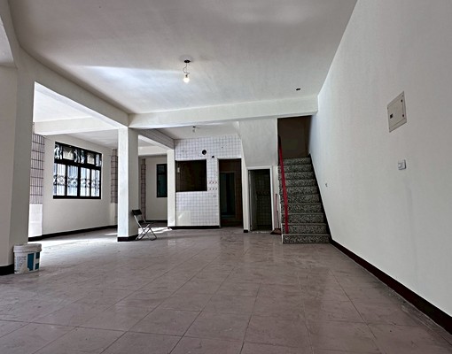 龍潭區/市中心大地坪透天店面 - Image 1