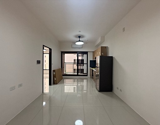 台積最愛捷運宅/全新2房2衛+車位/提供基本傢俱電 - Image 1