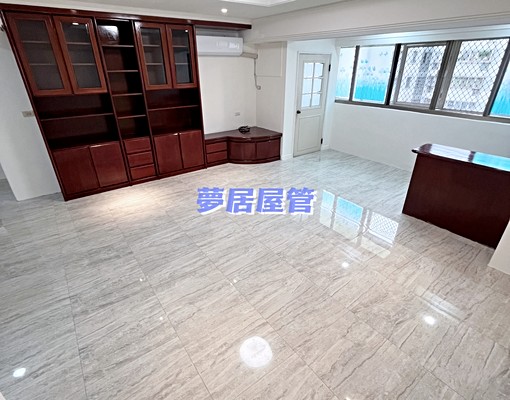 中清大3房2衛✨採光好✨垃圾室✨電梯✨可租補 - Image 1