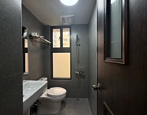 台積最愛捷運宅/全新2房2衛+平車/提供基本傢俱電 - Image 7