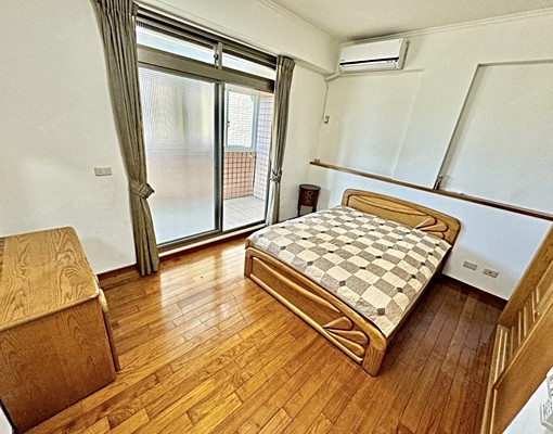 中清路旁鬧中取靜✨社區型透天✨可租補戶籍可寵✨雙平車✨全配 - Image 6