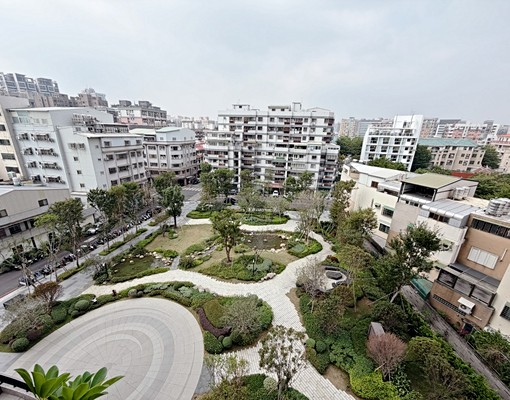 西屯匯/捷運/空屋/大主臥/三房/平面車位 - Image 2