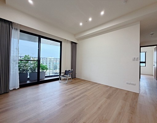 西屯匯/捷運/空屋/大主臥/三房/平面車位 - Image 2