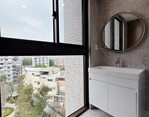 西屯匯/捷運/空屋/大主臥/三房/平面車位 - Image 16