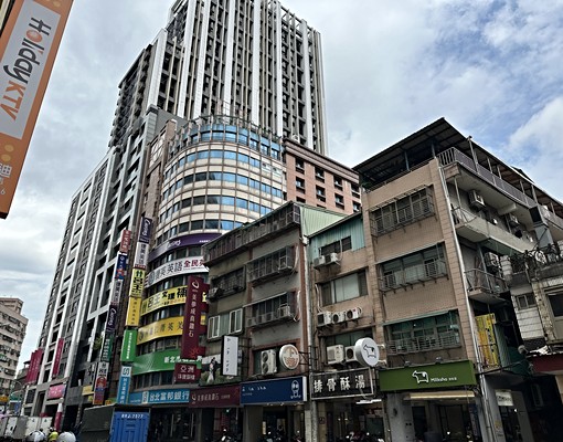 南勢角捷運電梯2房1衛浴機械車位(限高180公分以下) - Image 2