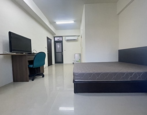 採光佳＊格局方正＊園區好選擇＊有電梯 - Image 4