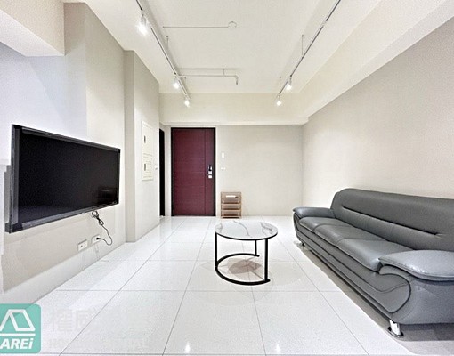 高大特區👍超優高樓層2+1房＋2衛＋平面車位．歡迎看屋 - Image 6