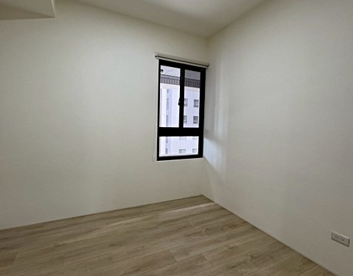 建功特區『三房+平車』全配傢俱｜可租補｜全新屋況全新未住 - Image 9