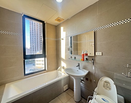 包租婆依依❤️藝文特區三房車全配/雙車位 - Image 7