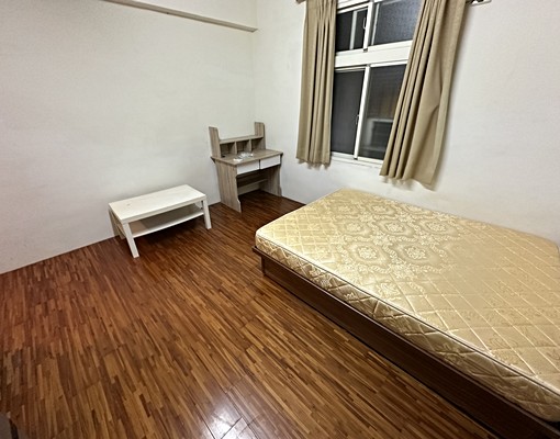 近捷運江子翠站【超值租案】獨立陽台★洗衣機 - Image 4