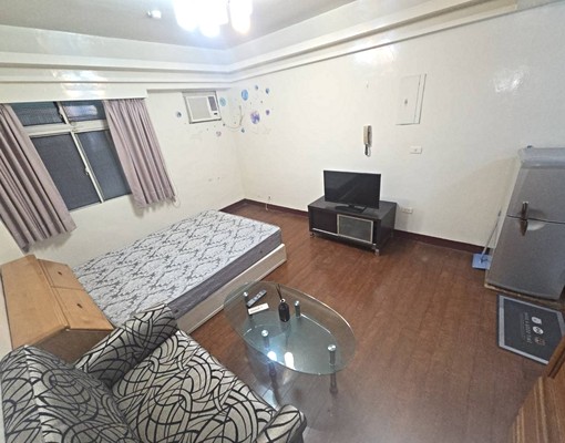 近巨城台大個人洗衣機電梯大套房(台電台水) - Image 1