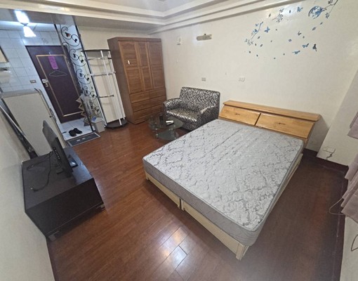 近巨城台大個人洗衣機電梯大套房(台電台水) - Image 2