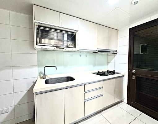 (含車管)家庭首選🔥龍安商圈~優質3房車~👍👍 - Image 8