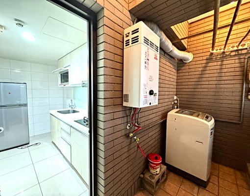 (含車管)家庭首選🔥龍安商圈~優質3房車~👍👍 - Image 9