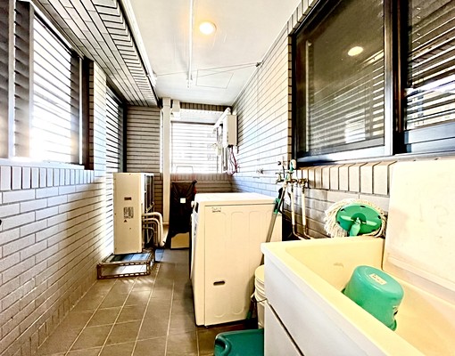 國泰御博苑▼質感設計師裝潢絕無僅有一卡皮箱入住 - Image 14